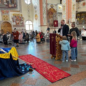 Хресна Дорога родин!