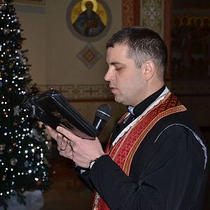 Радість Різдва владика Василь Івасюк розділив з потребуючими
