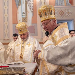 Свята Літургія у День Іменин владики Василія!