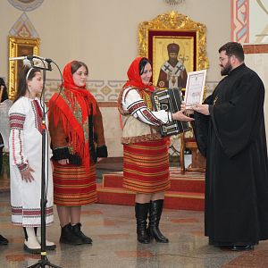 "Ой, радуйся, земле!"