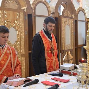У Велику суботу кир Василій (Івасюк) молився у Катедральному соборі м.Коломиї