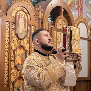 Свята Літургія у День Іменин владики Василія!
