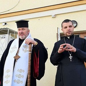 Владика Василій освятив Паски для потребуючих