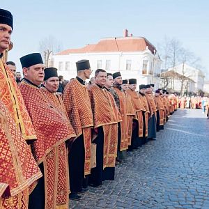 Хресна дорога по місту!