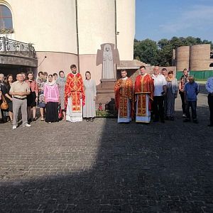 "Пам`ятайте про наставників ваших"