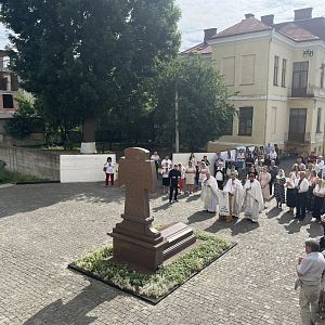 Світлий спомин про спочилих єпископів!