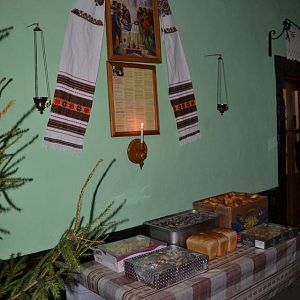 Радість Різдва владика Василь Івасюк розділив з потребуючими