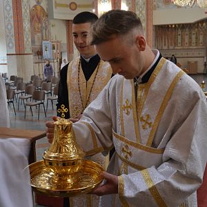 Піддияконські свячення