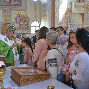 “Святий Дух – це світло, яке допомагає знайти правду житті”, – владика Василь (Івасюк) в свято П’ятидесятниці