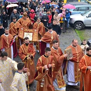 Вечірня із виставленням Плащаниці
