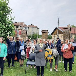 Завершення Молебню до Богородиці