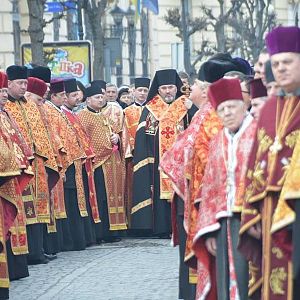 У Коломиї відбувся велелюдний хресний хід