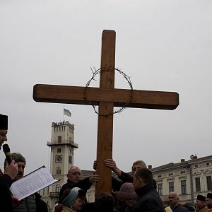 Загальноєпархіальна Хресна Дорога!
