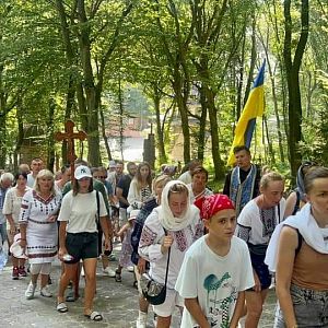 Піша проща до Зарваниці!
