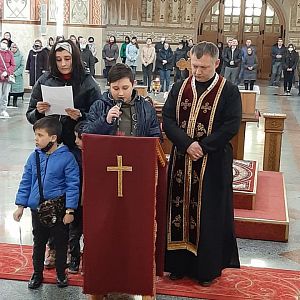 Хресна Дорога родин