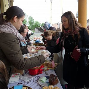 До Дня матері відбувся благодійний ярмарок