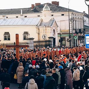 Хресна дорога по місту!