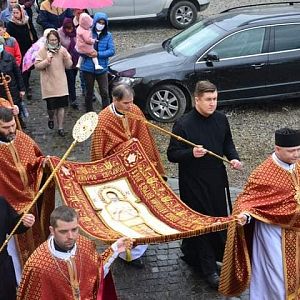 Вечірня із виставленням Плащаниці