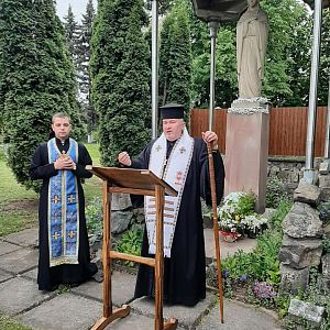 Молебень до Пресвятої Богородиці за участю владики Василія