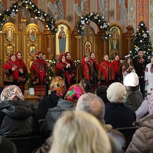 "Ой, радуйся, земле!"
