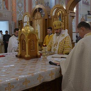 У неділю блудного сина владика Василь (Івасюк) молився в головному храмі єпархії