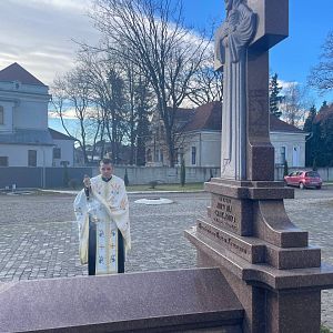Пам"ять про владику Миколая