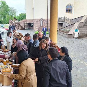Благодійний ярмарок!