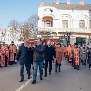 Хресна дорога по місту!