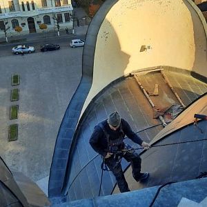 Заміна вікон у куполі собору!