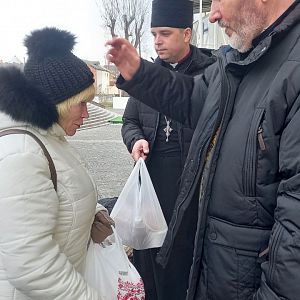 Свята вечеря потребуючим!