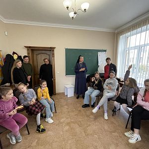 Мільйони дітей моляться разом!