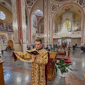 Святкова Архієрейська Літургія!