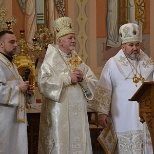 Митрополит Володимир привітав владику Василія з іменинами