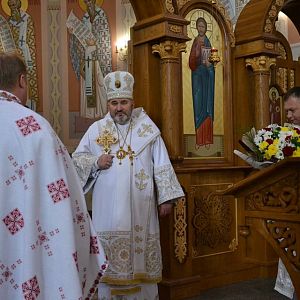 Митрополит Володимир привітав владику Василія з іменинами