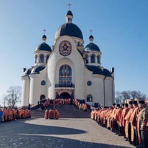 Хресна дорога по місту!